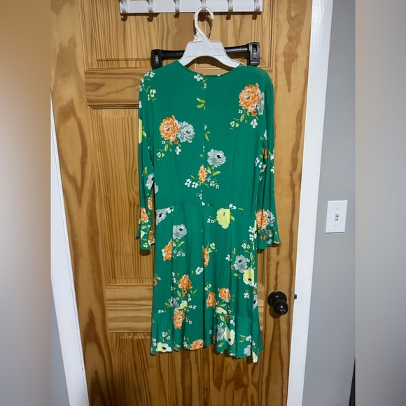 Loft dress - Picture 3 of 3